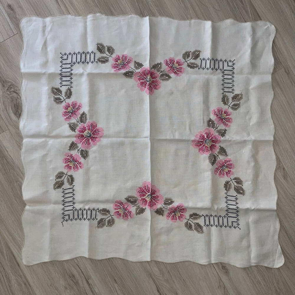 VTG Floral Cross Stitched 36"x34" Tablecloth Handmade Embroidered Read